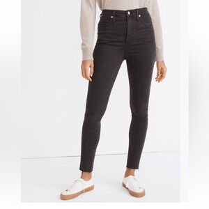 Madewell 11” High Rise Black Denim Skinny Jeans in Lunar Wash - Size 30